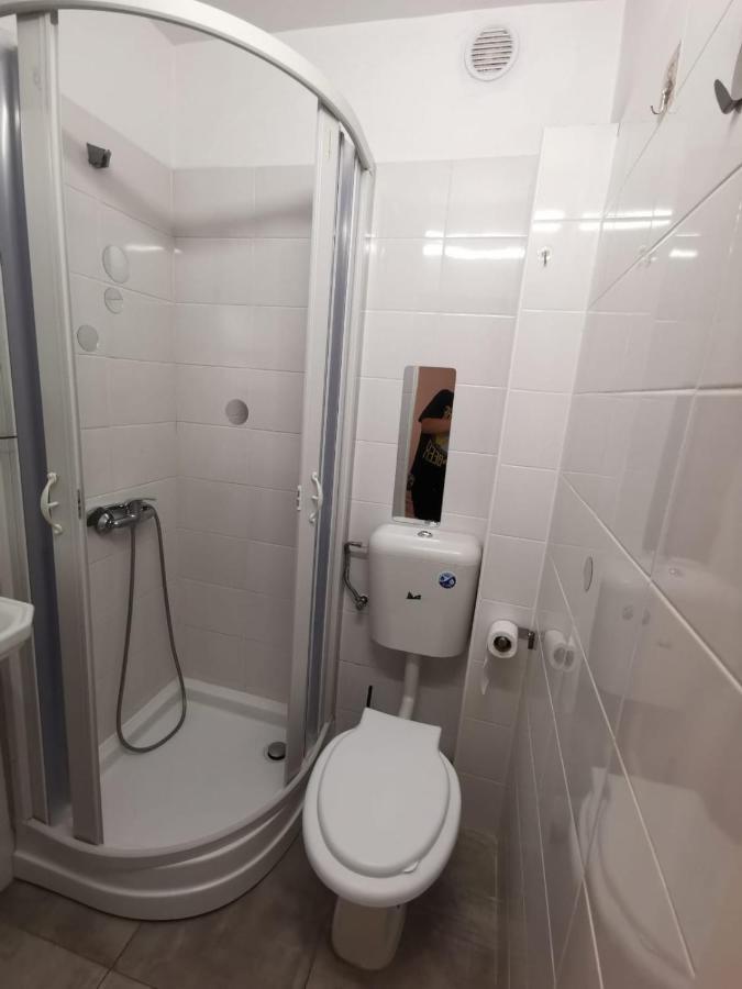 Holidays Inn Studio Букурещ Екстериор снимка