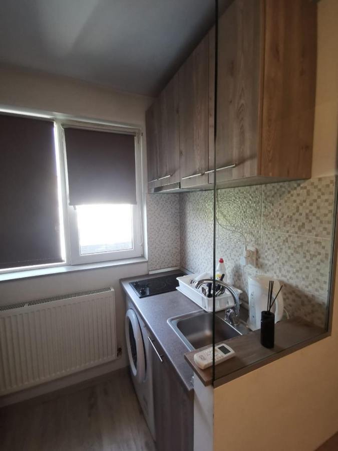Holidays Inn Studio Букурещ Екстериор снимка
